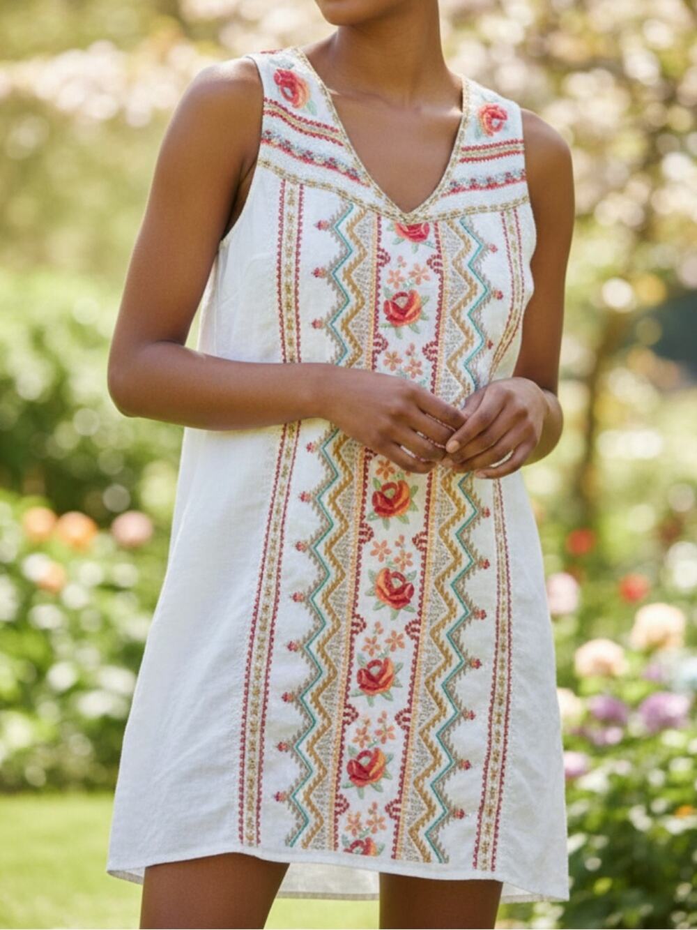 Johnny Was Women’s Sleeveless Floral Embroidered White Linen Shift Dress Size XS